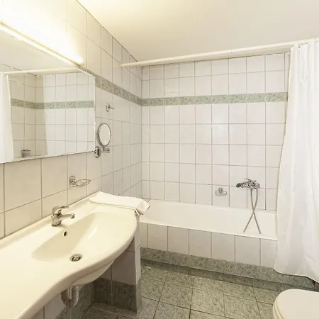 Olympic Apartmanhotel 4*